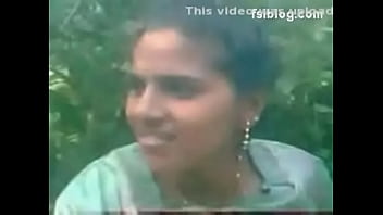 Indian Pussy Outdoor Girl Showing Boobs
