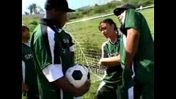 Video She wants to play soccer