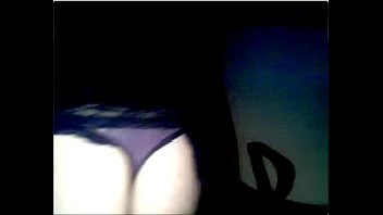 Webcam msn show my ex puts a big vegetable inside pussy !