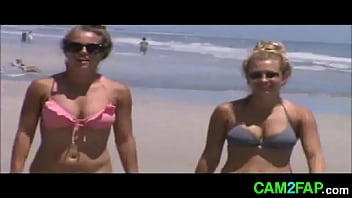 Hot Teen Beach Voyeur Jiggly Tits