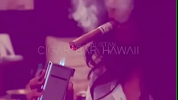 Instagram woman smoke cigar