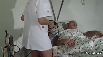 Nurse helps old patients with a fuck in the hospital