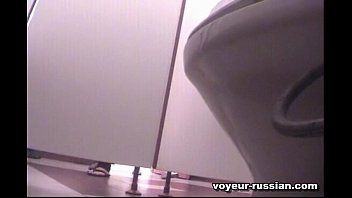 voyeur-russian WC 120822