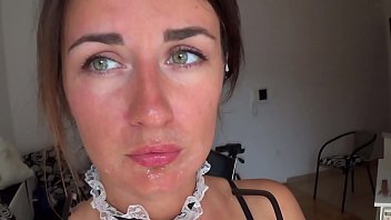 Camilla Moon - esperma Vira Gold en mi cara y anteojos