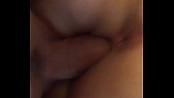 Laney Love se fait baiser par une grosse bite