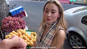 MAMACITAZ - #Anastasia Rey - Blonde Latina Babe zum ersten Mal Porno vor der Kamera