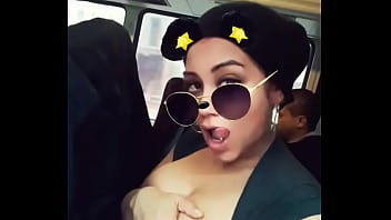 Show boobs in the bus dkr