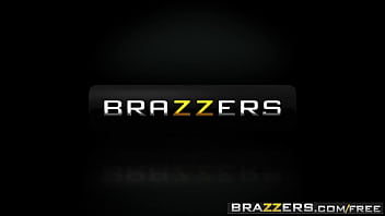 Brazzers - Big Tits bei der Arbeit - (Lauren Phillips, Lena Paul) - Trailer Vorschau