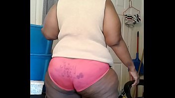 West Indie Dominican 63Inch Juicy Ass Nasty Nympho Ms Ann aka Dee Rolling her Soft Ass for her Neighbors