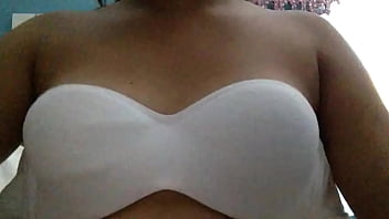 My girlfriend showing tits