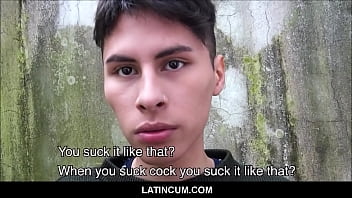 Young Broke Latino Twink hat Sex mit Fremden auf der Straße für Geld POV