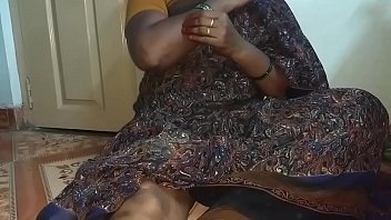 Echte indische dicke Titten Tante