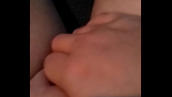 Young wife playing siririca in the car shaved pussy