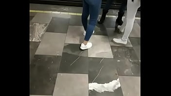 Ass in the subway 2.1