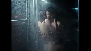Alien Covenant: Sexy Girl Shower Scene