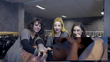 PORN REACT non censuré! Dread Hot, Clara Aguilar et Emme White regardent un porno
