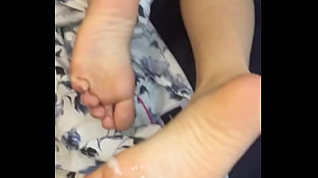 Cumming On Cute Teens Feet