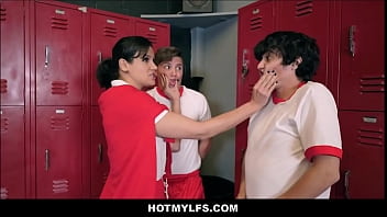 Porky's Movie Parody - MILF Gym Teacher Double Penetration Trio De Two h. Boys