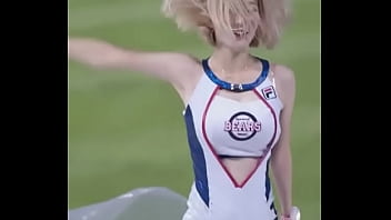 Official account [Meow dirty] Korean cheerleaders dance in sexy uniform