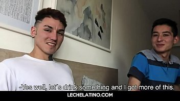 Hunky Latin Männer Bareback Reality Homosexuell Sex für Cash