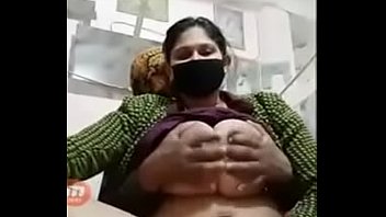 Indian Bhabhi big boobs