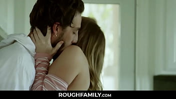 RoughFamily.com ⏩ ケイデンス・ラックスが義弟に処女を奪われる