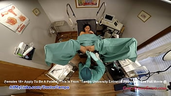 Есения Спарклс попала на шпионскую камеру на медицинском осмотре доктора Тампы @ GirlsGoneGyno! - Физический университет Тампы