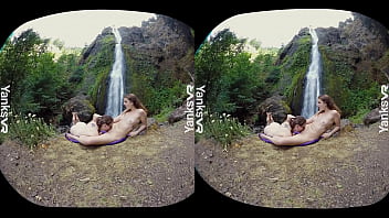 Yanks VR Sierra's Wet Orgasm