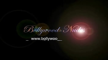 Slow And Sensual Bollywood Babe Dances Gracefully