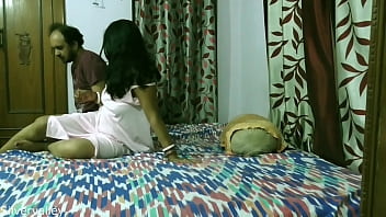 インドのDevorBhabhiの自宅でのロマンチックなセックス::両方とも今満足しています