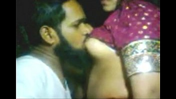 Indian mast village bhabi baisée par son voisin mms - Indian Porn Videos