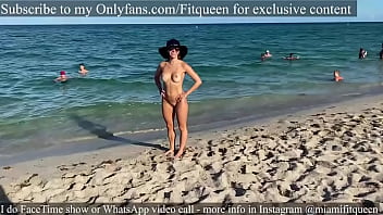 amatoriale di Fitqueen causa una cerchia di uomini in una spiaggia pubblica per nudisti