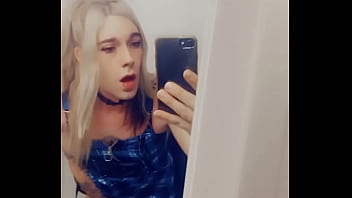 Gorgeous Tranny Sucks and Touches Her Clitty