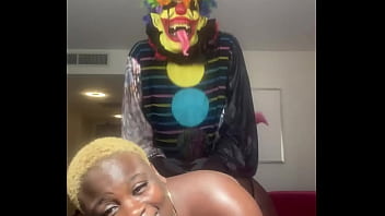 Marley DaBooty Obtendo sua buceta socada por Gibby The Clown