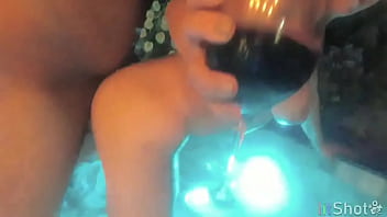 ( Casalloiradevassa2021 Sexlog) Mrs. Wanton sipping wine while fuck with a gifted in the pool