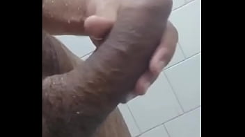 Yuri Gaucho - Masturbating in the Shower