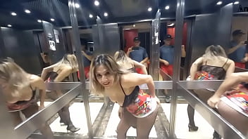 Risky anal sex. Anal sex starts in the elevator, I enter my apartment with the dick stuck in my ass. Anal creampie