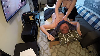 Gigi Breeze Massage MAIN 2