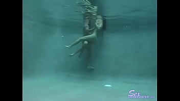 Sex Underwater: With Kasey Kox