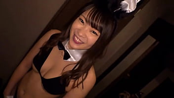 https://bit.ly/3S5aIER　[Amateur Porn] Having sex with Sachi, wearing a bunny girl costume, at a hotel !
