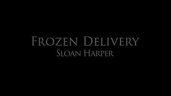 Motorista Pervy Delivery Hipnotiza Estrela Pornô Sloan Harper