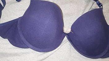 I left all my milk in my best friend's new bra so that she can wear it for the first time with my cum on her tits