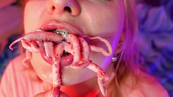 weird FOOD FETISH octopus eating video
