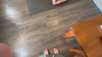 Vera King does difficult yoga pose and gets ass and face cummed on! (FREEUSE FACIAL)