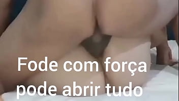 Goiânia puta.. she's going to be fucked by galego fonso .the two want to skewer her to the balls she's going to open her legs for him to shower her leaving her pussy open