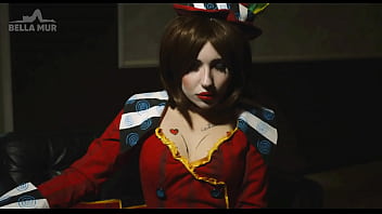 Mad Moxxi is out of control (Borderlands cosplay)