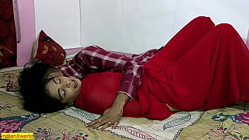 Linda empregada indiana incrível sexo quente XXX com o senhor! último sexo viral