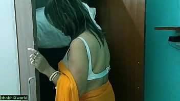 Come Inside room but don't CUM inside my pussy!! Hot bhabhi sex