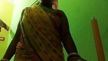 INDIAN Bhabhi XXX Baise de chatte humide avec un électricien en clair audio hindi | Fireecouple