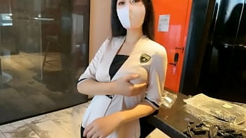 La mejor joven del masajista en el club dice que quiere poner los cuernos a su marido, drama doméstico chino